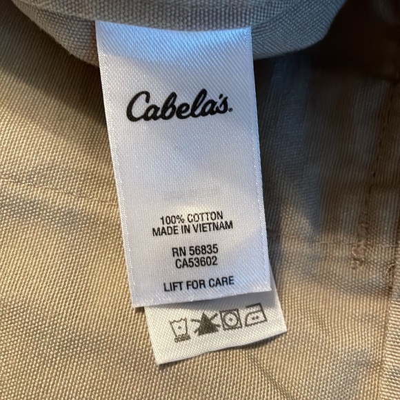 EUC - Cabela’s- men’s 44x32 pants - Picture 4 of 7